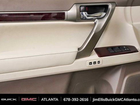 Used 2019 Lexus GX 460 Premium w/ Premium Package AWD/4WD image 6