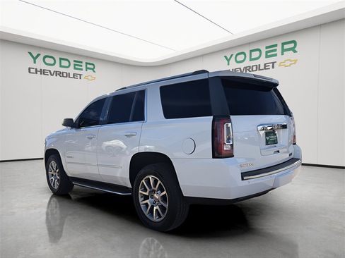 Used 2018 GMC Yukon Denali image 9