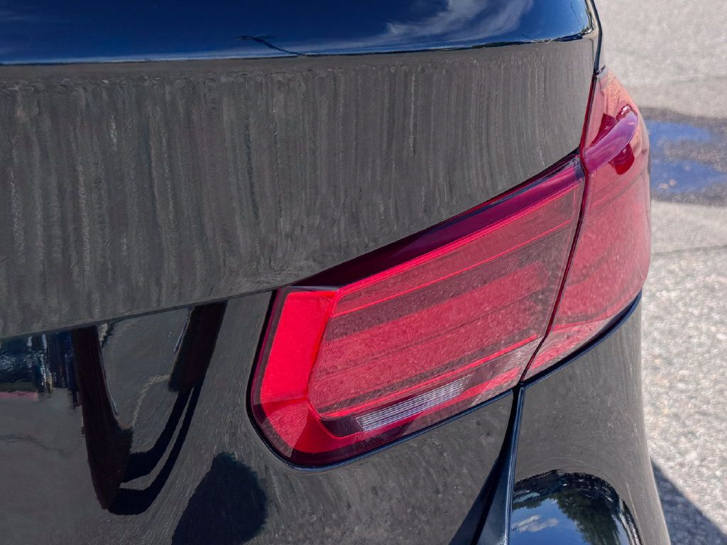 Used 2018 BMW M3 RWD image 9