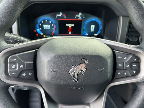 New 2025 Ford Bronco Base image 31