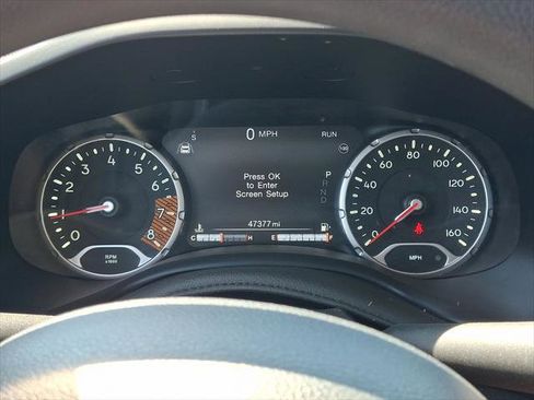 Certified 2023 Jeep Renegade Latitude AWD/4WD image 26