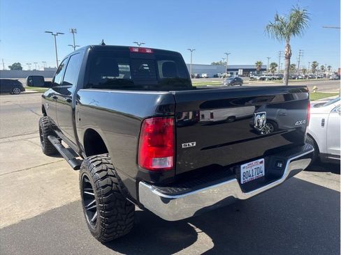 Used 2022 RAM 1500 Classic SLT w/ Electronics Group AWD/4WD image 7