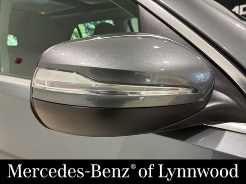 Used 2020 Mercedes-Benz GLE 450 4MATIC image 32