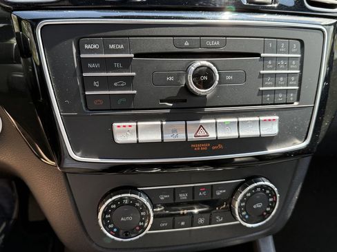 Used 2018 Mercedes-Benz GLS 450 4MATIC image 22