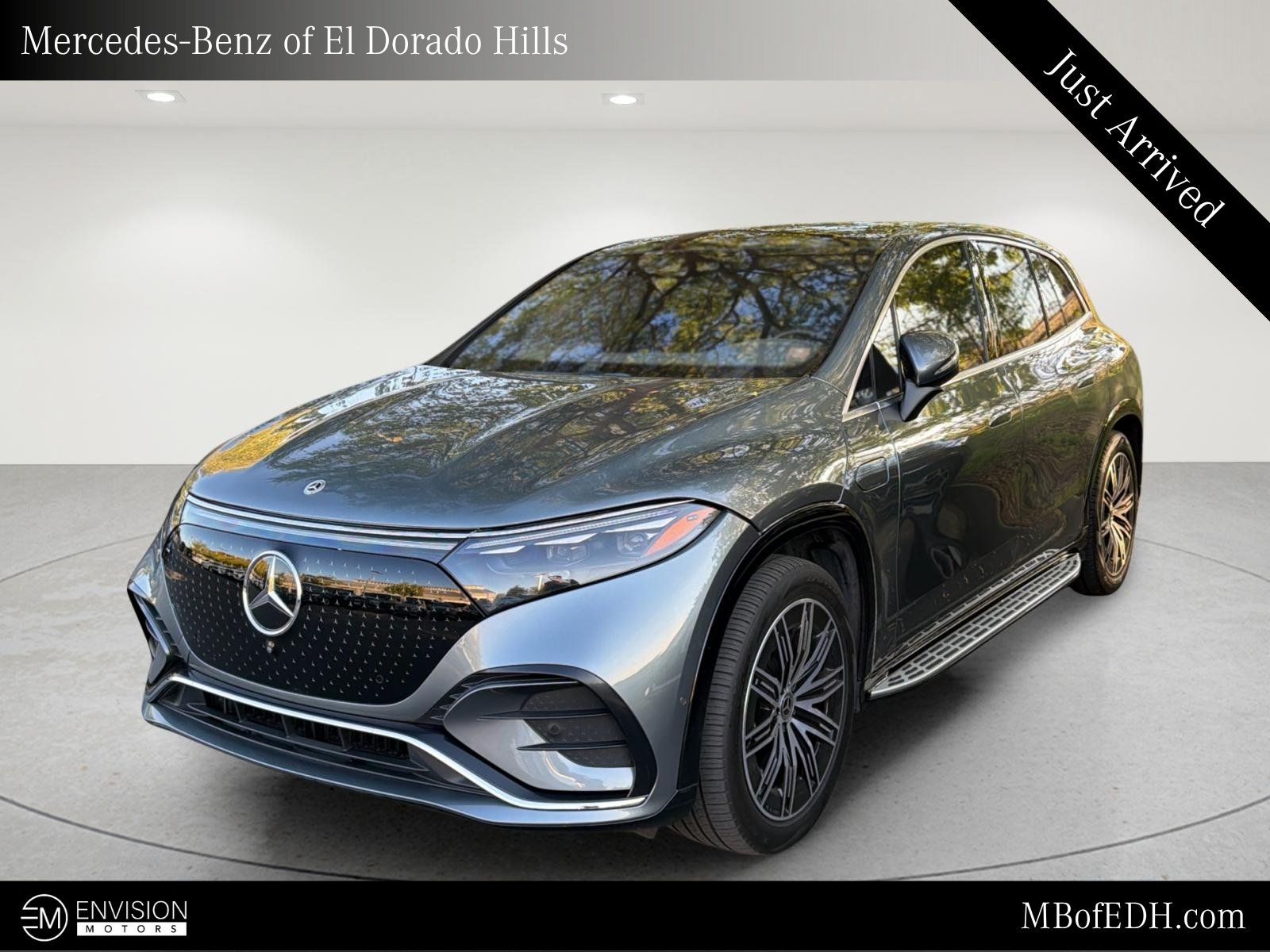 Used 2023 Mercedes-Benz EQS 580 4MATIC SUV image 1