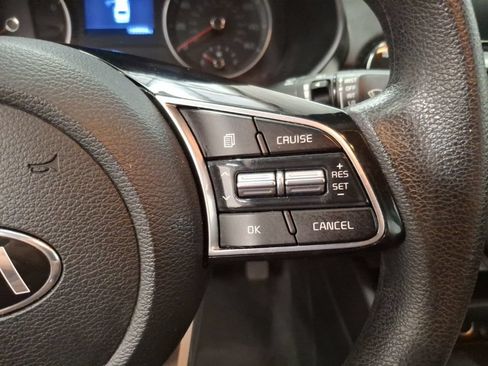 Used 2021 Kia Forte LXS FWD image 22