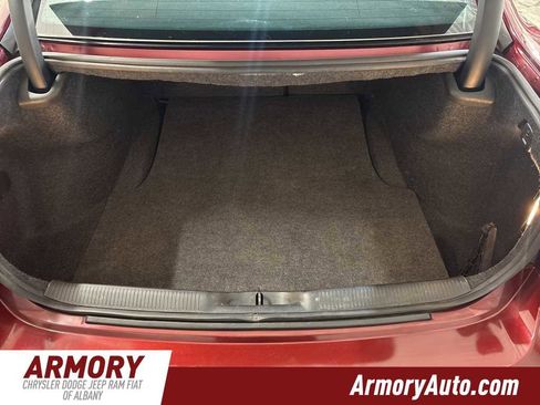 Used 2017 Dodge Charger SXT image 25