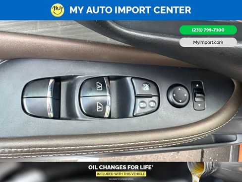 Used 2017 Nissan Murano Platinum w/ Platinum Technology Package AWD/4WD image 10