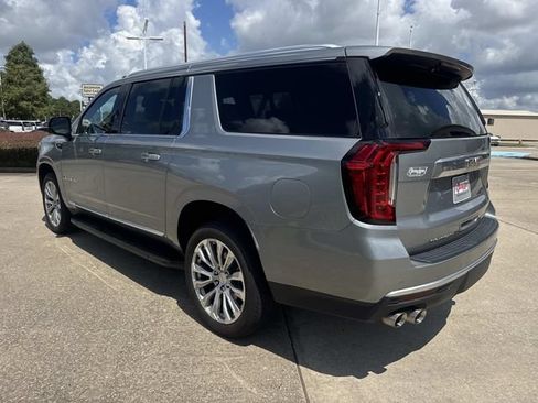 Used 2024 GMC Yukon XL Denali RWD image 7