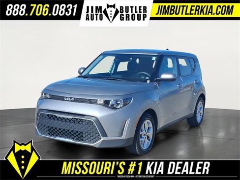 Used 2023 Kia Soul LX w/ Option Group 015 image 2