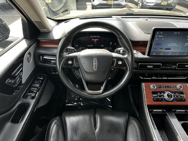 Certified 2023 Lincoln Aviator Reserve w/ Equipment Group 201A AWD/4WD image 14