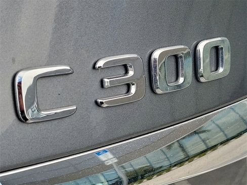 Used 2019 Mercedes-Benz C 300 Sedan image 10