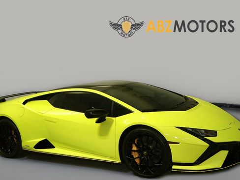 Used 2024 Lamborghini Huracan Tecnica image 1