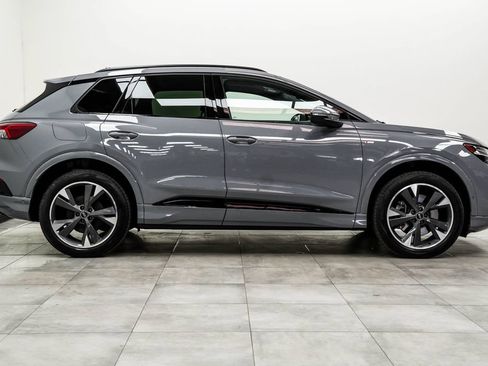Used 2024 Audi Q4 e-tron Prestige AWD/4WD image 10