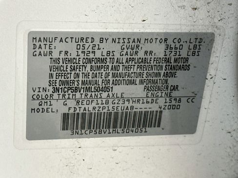 Used 2021 Nissan Kicks S FWD image 12