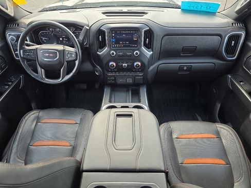 Certified 2019 GMC Sierra 1500 AT4 w/ AT4 Premium Package AWD/4WD image 23