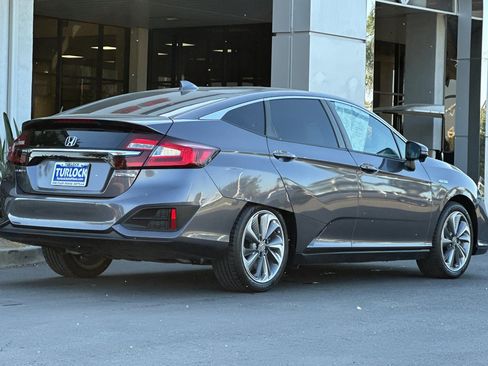 Used 2019 Honda Clarity Plug-In Hybrid image 4