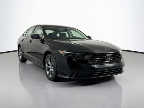 Certified 2024 Honda Accord EX image 3
