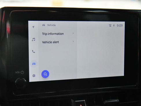 Used 2025 Toyota Corolla LE FWD image 19