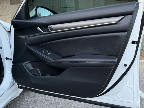 Used 2020 Honda Accord LX image 42