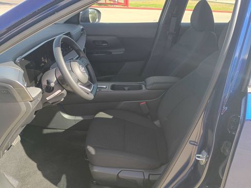 New 2026 Nissan Kicks S FWD image 9