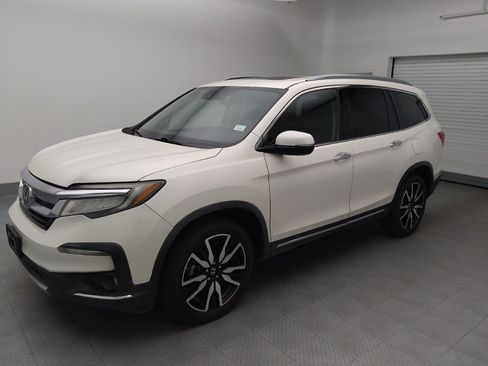 Used 2019 Honda Pilot Elite image 2
