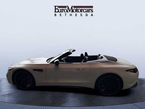 Used 2022 Mercedes-Benz SL 63 AMG 4MATIC image 2