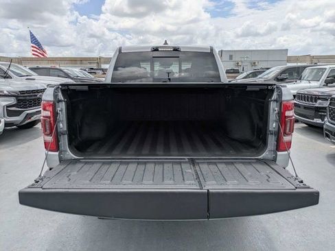 Used 2024 RAM 1500 Limited AWD/4WD image 12