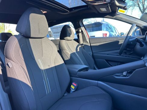 New 2026 Hyundai Elantra SEL Sport Premium FWD image 12