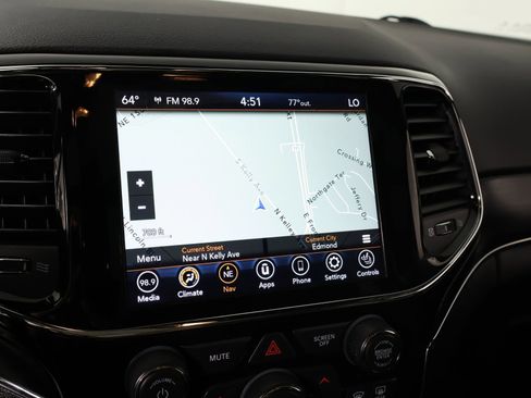 Used 2020 Jeep Grand Cherokee Limited AWD/4WD image 7