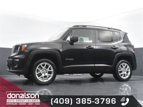 Used 2023 Jeep Renegade Latitude w/ Premium Group image 45