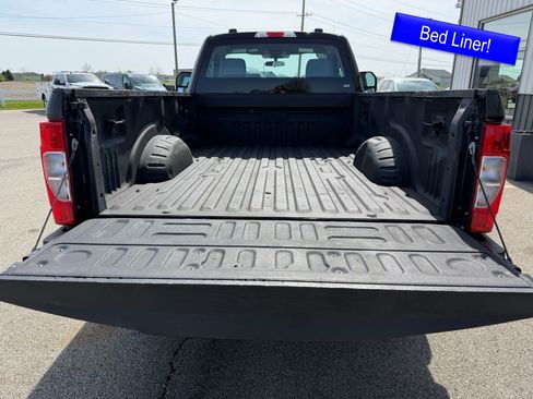 Used 2020 Ford F250 XL w/ STX Appearance Package RWD image 2
