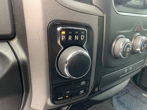 Used 2019 RAM 1500 Express AWD/4WD image 22