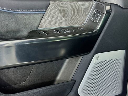 Used 2025 Ford F350 Platinum w/ FX4 Off-Road Package AWD/4WD image 23