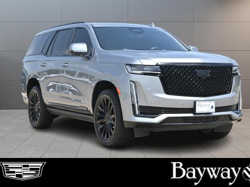 Used 2023 Cadillac Escalade Premium Luxury w/ Performance Package RWD image 4