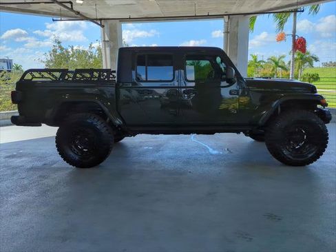 Certified 2021 Jeep Gladiator Sport image 4