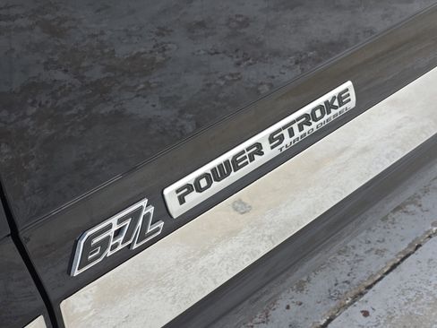 Used 2020 Ford F350 Platinum image 14