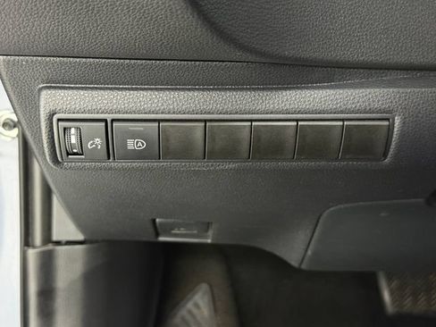 Used 2024 Toyota Corolla LE FWD image 14