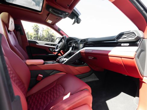 Used 2022 Lamborghini Urus image 77