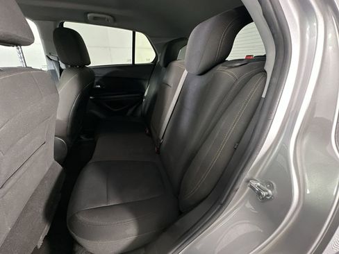Used 2021 Chevrolet Trax LS w/ Tint and Cruise Package FWD image 22