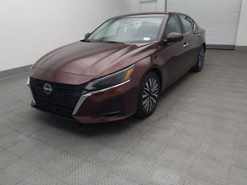Used 2023 Nissan Altima 2.5 SV image 15