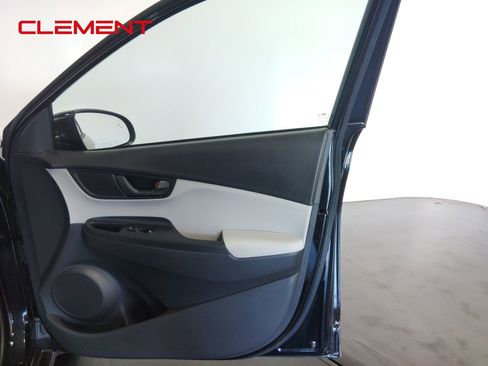 Used 2023 Hyundai Kona SEL w/ Cargo Package image 36