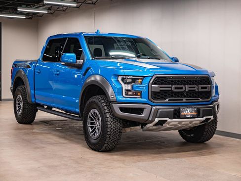 Used 2020 Ford F150 Raptor w/ Equipment Group 802A Luxury AWD/4WD image 7