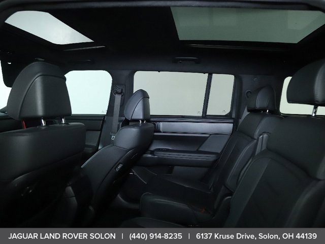Used 2025 Hyundai Santa Fe Calligraphy AWD/4WD image 19