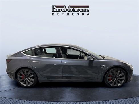 Used 2020 Tesla Model 3 Performance image 6