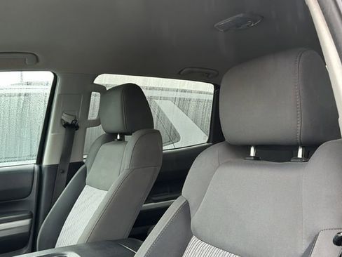 Used 2015 Toyota Tundra SR5 w/ SR5 Upgrade Package RWD image 10