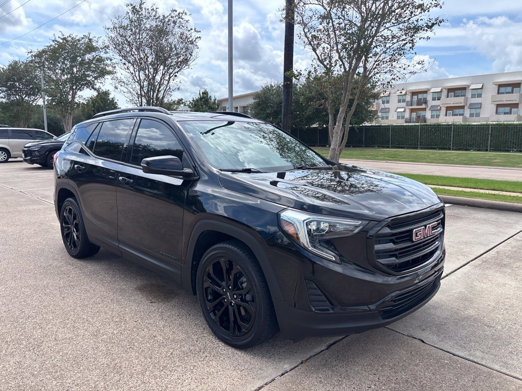 Used 2020 GMC Terrain SLE w/ Driver Convenience Package FWD image 3