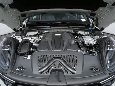 New 2026 Porsche Macan S AWD/4WD image 30