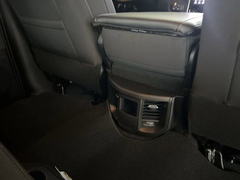 Used 2025 RAM 2500 Big Horn image 31