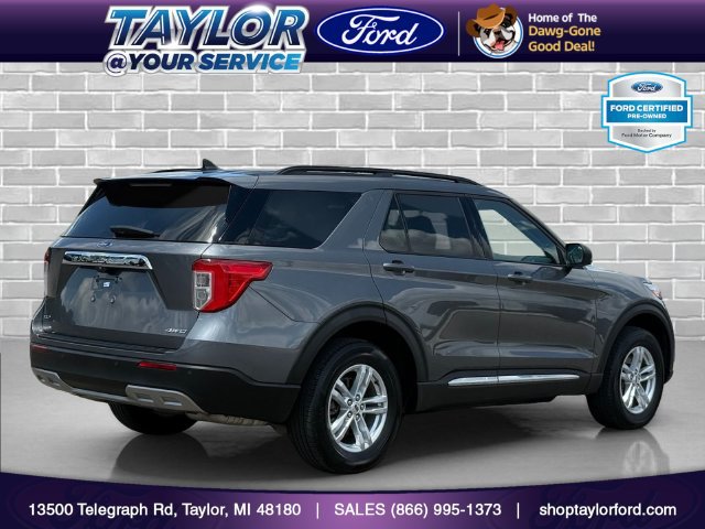 Certified 2023 Ford Explorer XLT w/ Equipment Group 202A AWD/4WD image 3
